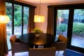 Eetkamer met slaapbank